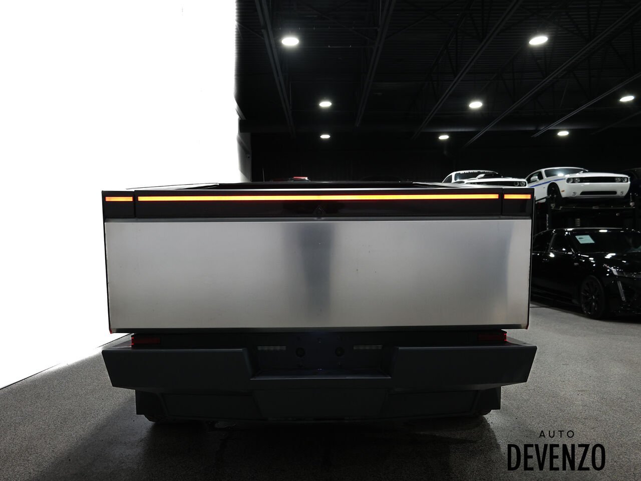 Tesla Cybertruck 2025 Argent Saint-Eustache - photo #3