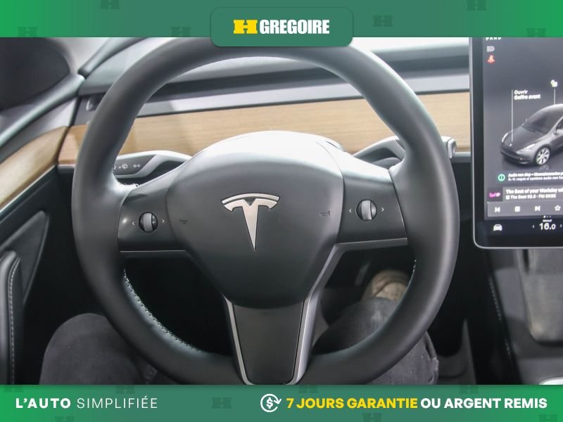 2024 Tesla Model Y Grey Laval - photo #16
