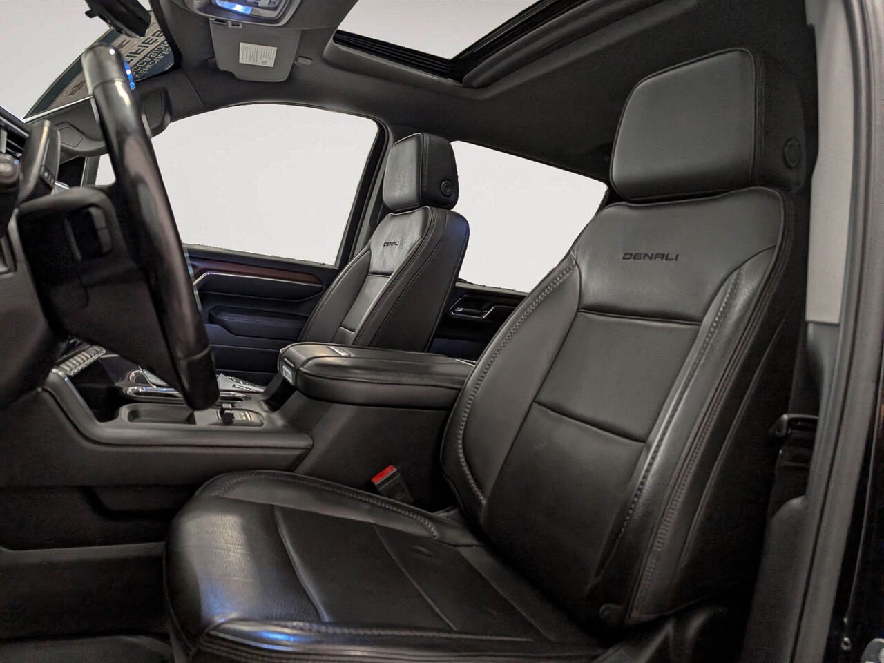 GMC SIERRA CAISSE STANDARD DE 6 PIEDS 6 POU DENALI Toit Ouvrant 2024 Noir Sherbrooke - photo #8