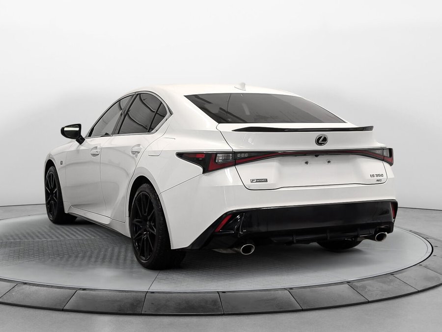 Lexus IS 350 AWD F-Sport 3 Vient avec 8 mag À voir !!! 2021 Blanc