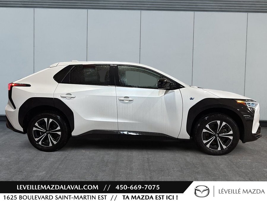 2023 Subaru Solterra 2023 White