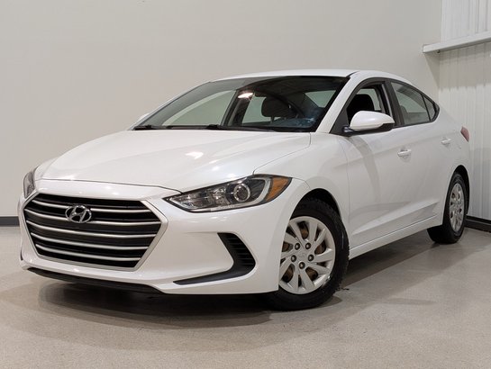 2018 Hyundai Elantra White