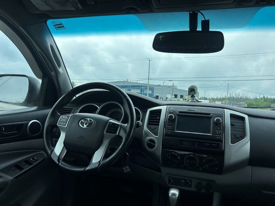 Toyota Tacoma 4 RM, cabine double, V6, boîte automatique 2013 2013 Gris
