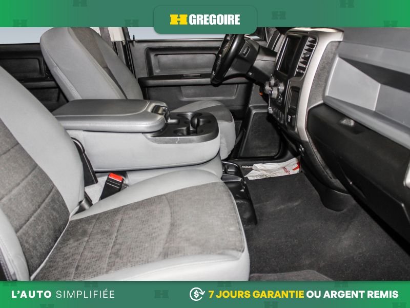 2020 Ram 1500 Grey Laval - photo #18