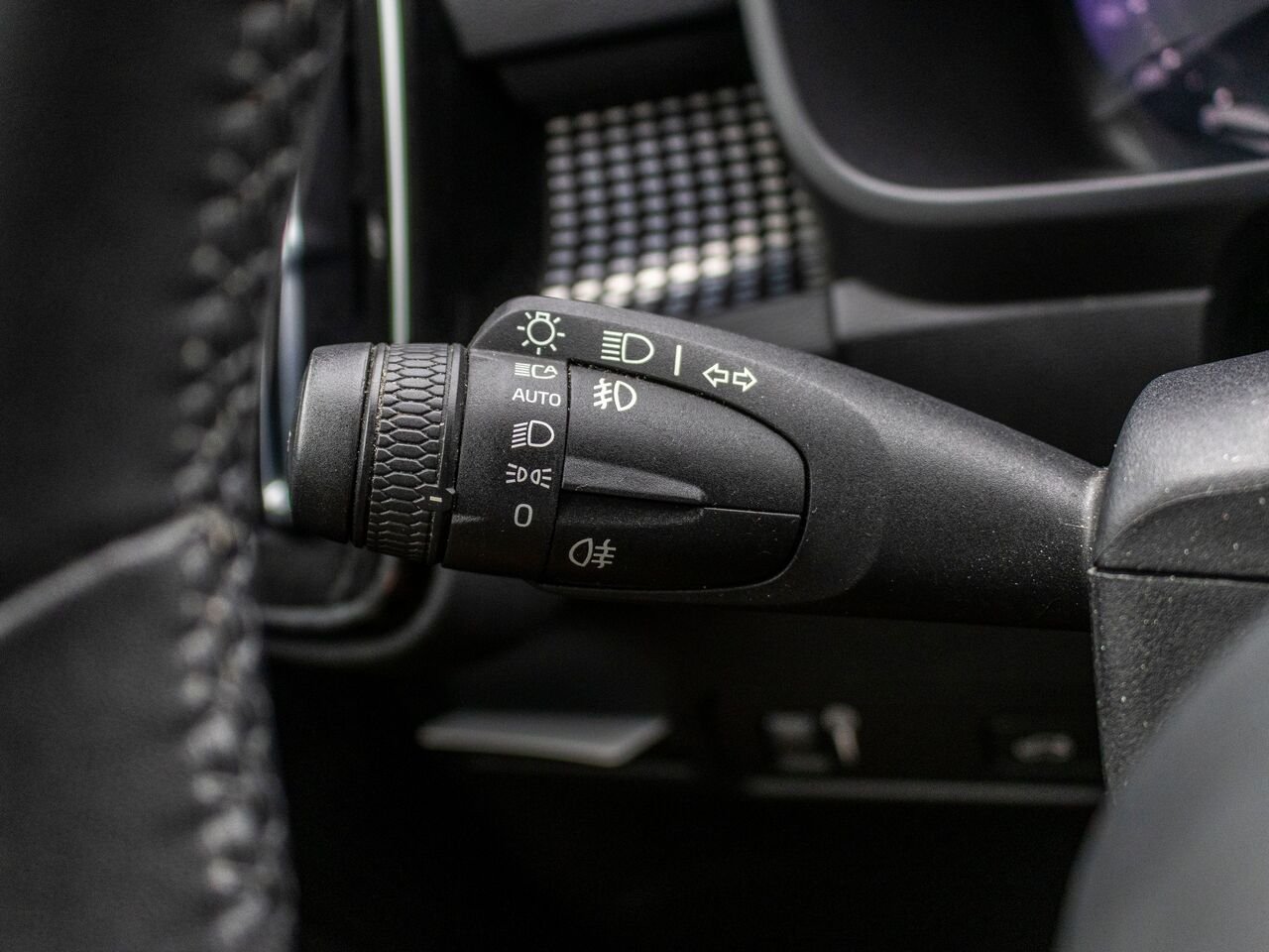 2022 Volvo Recharge XC40 tout électrique P8 Plus TIe Black Châteauguay - photo #19