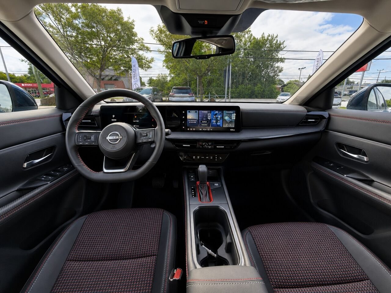 NISSAN Kicks KICKS SR PRIVIL GE 2026 Bleu glacial arctique/Noir intense Châteauguay - photo #8