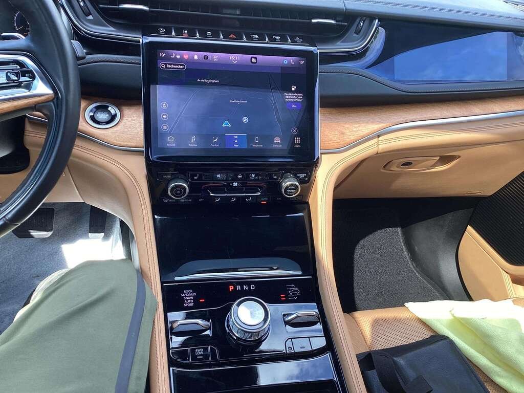 Jeep Grand Cherokee 2023 Blanc Gatineau - photo #17