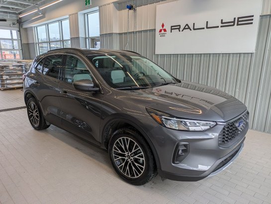 Ford Escape PHEV 2023 Gris