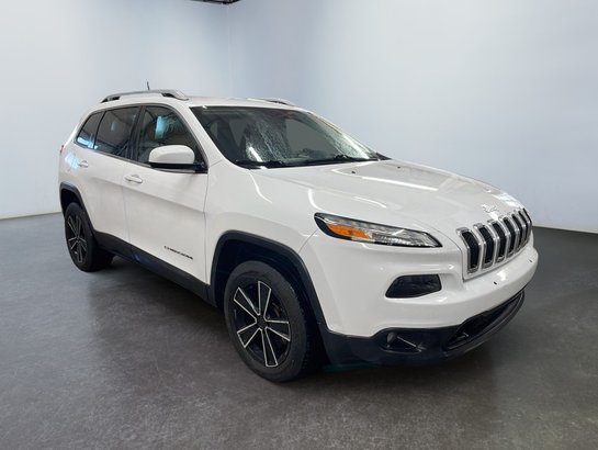 2016 Jeep Cherokee 4x4 North White