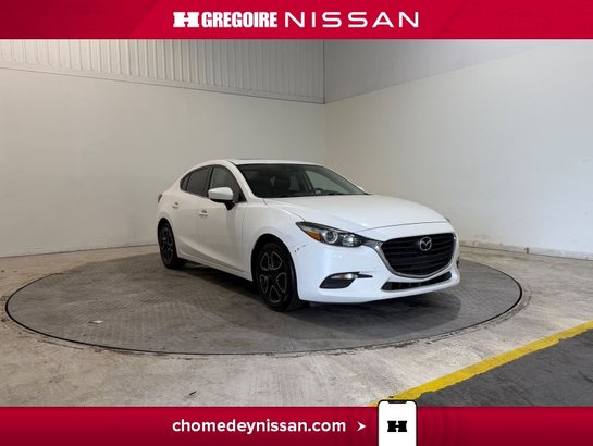 2017 Mazda 3 2017 White
