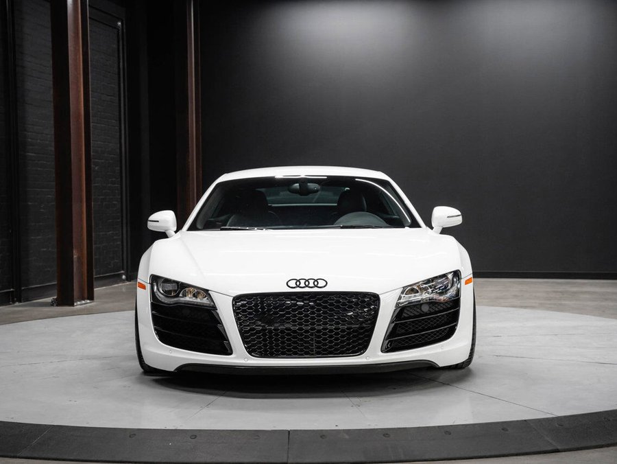 2010 Audi R8 2010 White