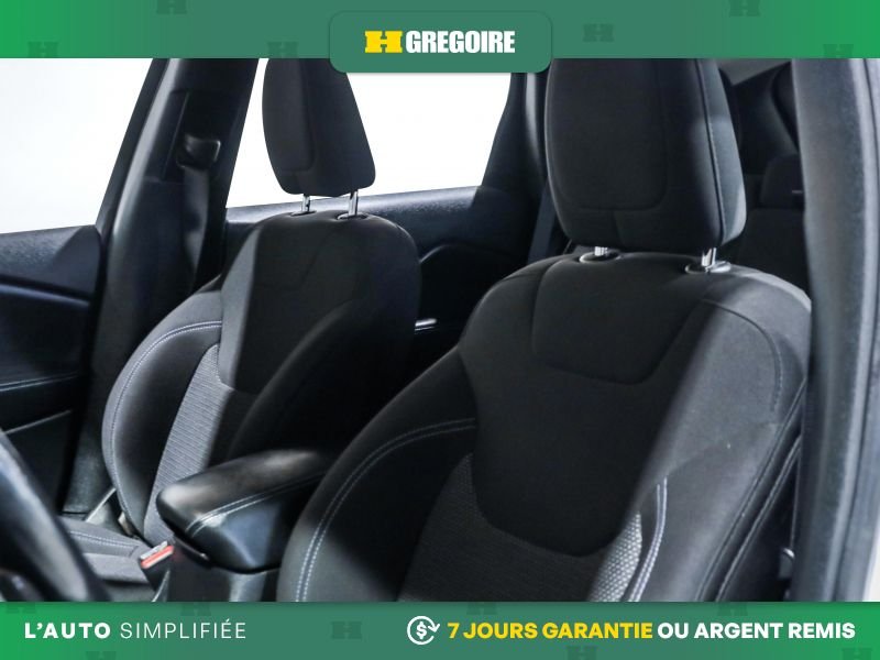 Jeep Cherokee 726692 | SPORT 4WD V6 MAGS ATTACHE REMORQUE 2021 Blanc Laval - photo #13