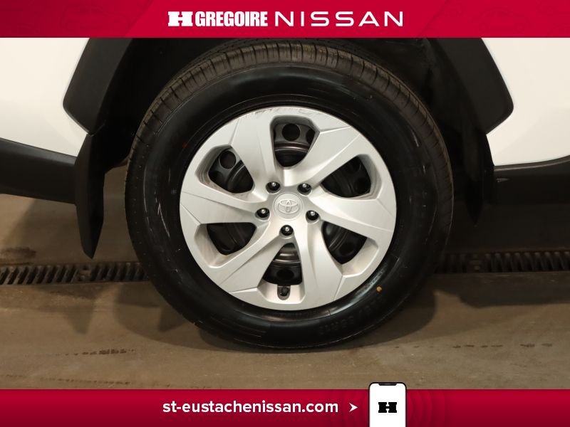 2020 Toyota Rav 4 White Saint-Eustache - photo #13