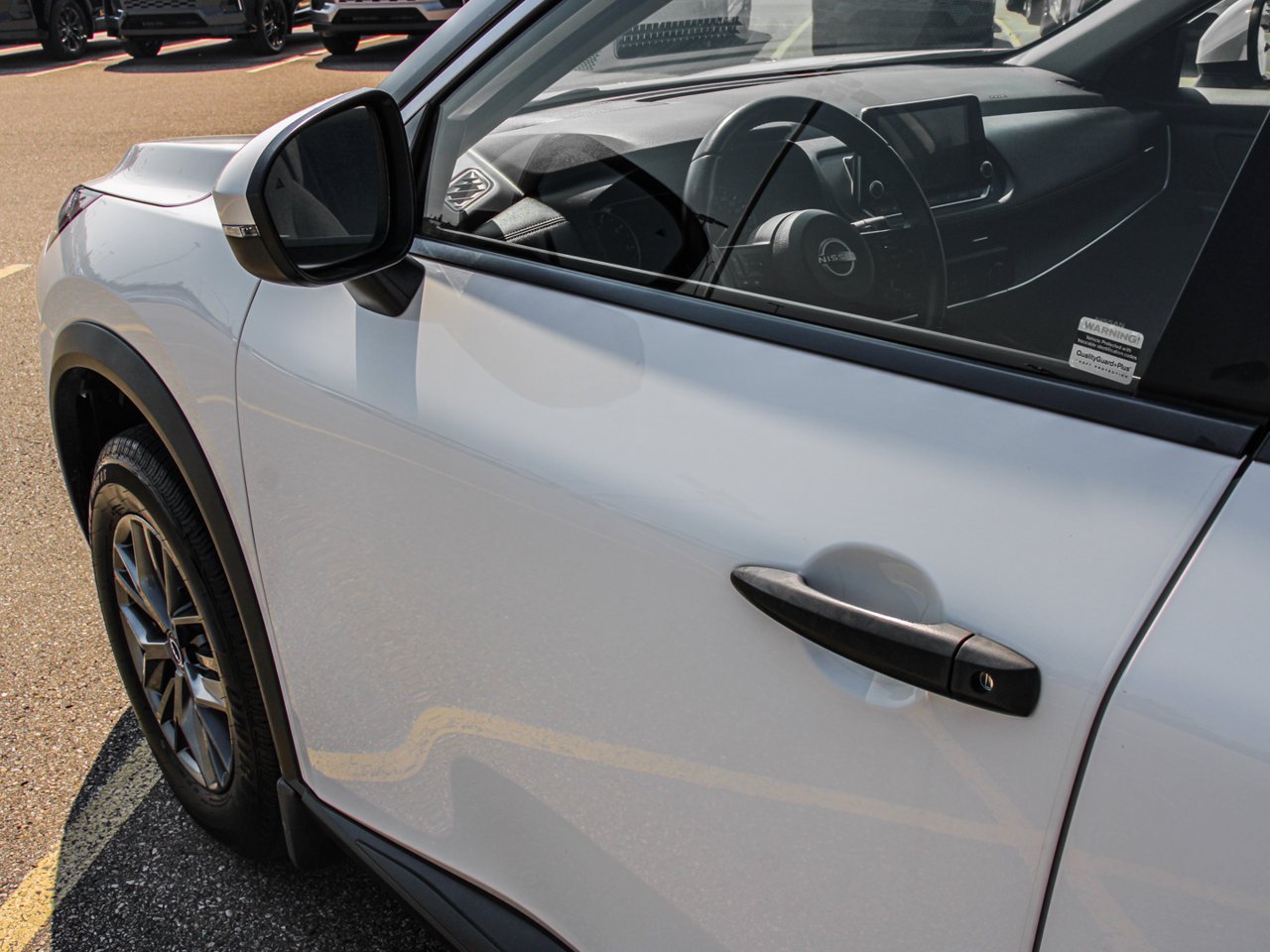 2024 Nissan Rogue AWD S White Sherwood Park - photo #12