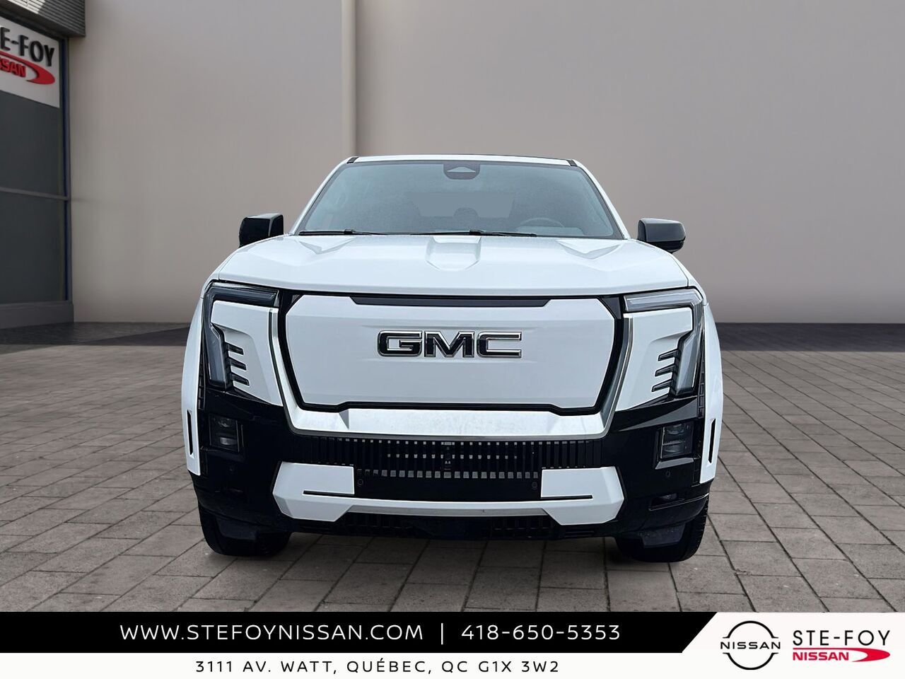 2025 GMC Sierra EV DENALI White Ste-Foy - photo #1
