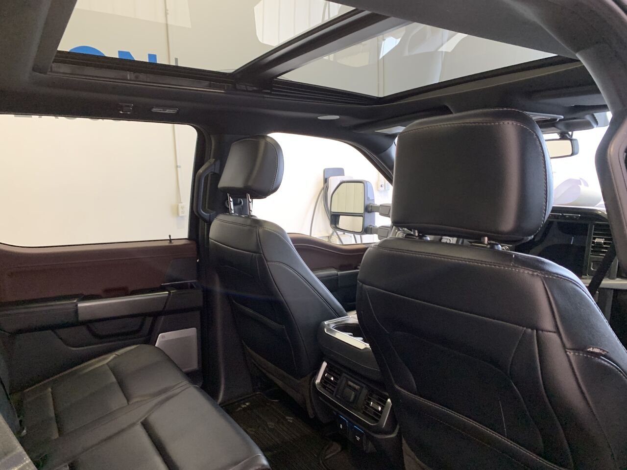 Ford F-150 SUPERCREW LARIAT 2023 Noir Saint-Eustache - photo #17
