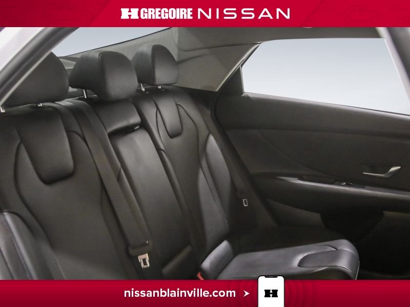 2021 Hyundai Elantra White Blainville - photo #25