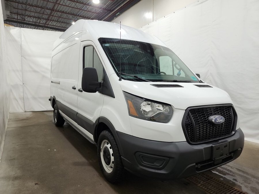 2024 Ford Transit fourgon utilitaire HR 148WB TRANSIT CARGO VAN T250 White
