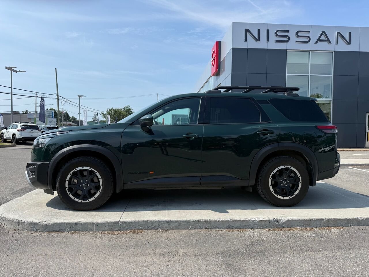 2024 Nissan Pathfinder Green Châteauguay - photo #1