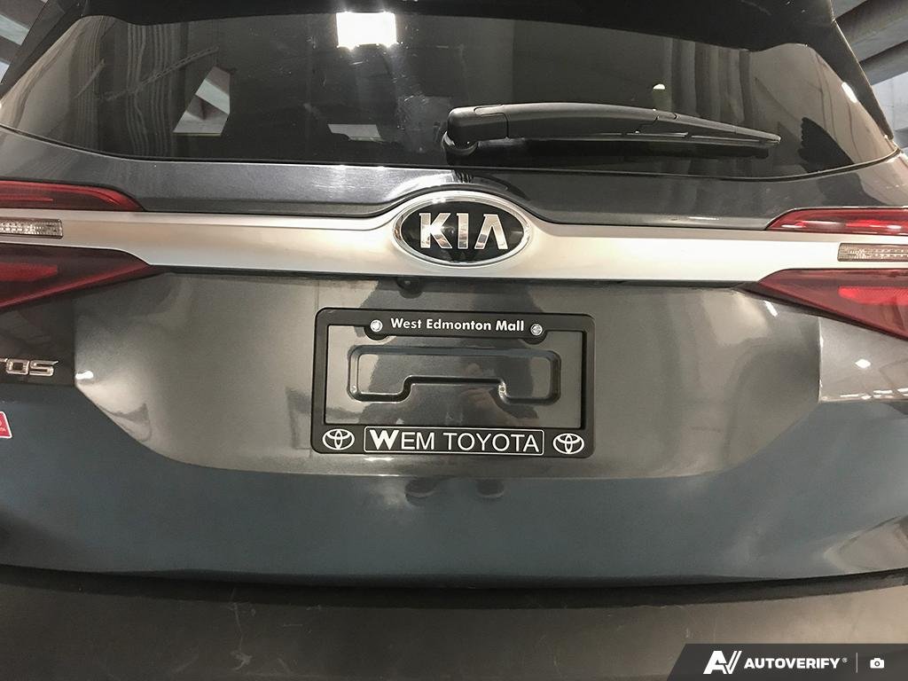 2021 Kia Seltos 2600984B | LX gray Edmonton - photo #8