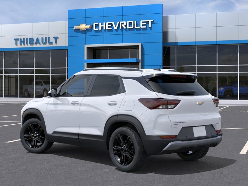 CHEVROLET Trailblazer Traction intégrale, 4 portes LT 2026 BLANC SOMMET Sherbrooke - photo #2