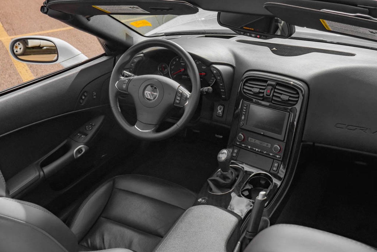 2013 Chevrolet Corvette 2dr Conv Grand Sport 3LT White Sherwood Park - photo #26