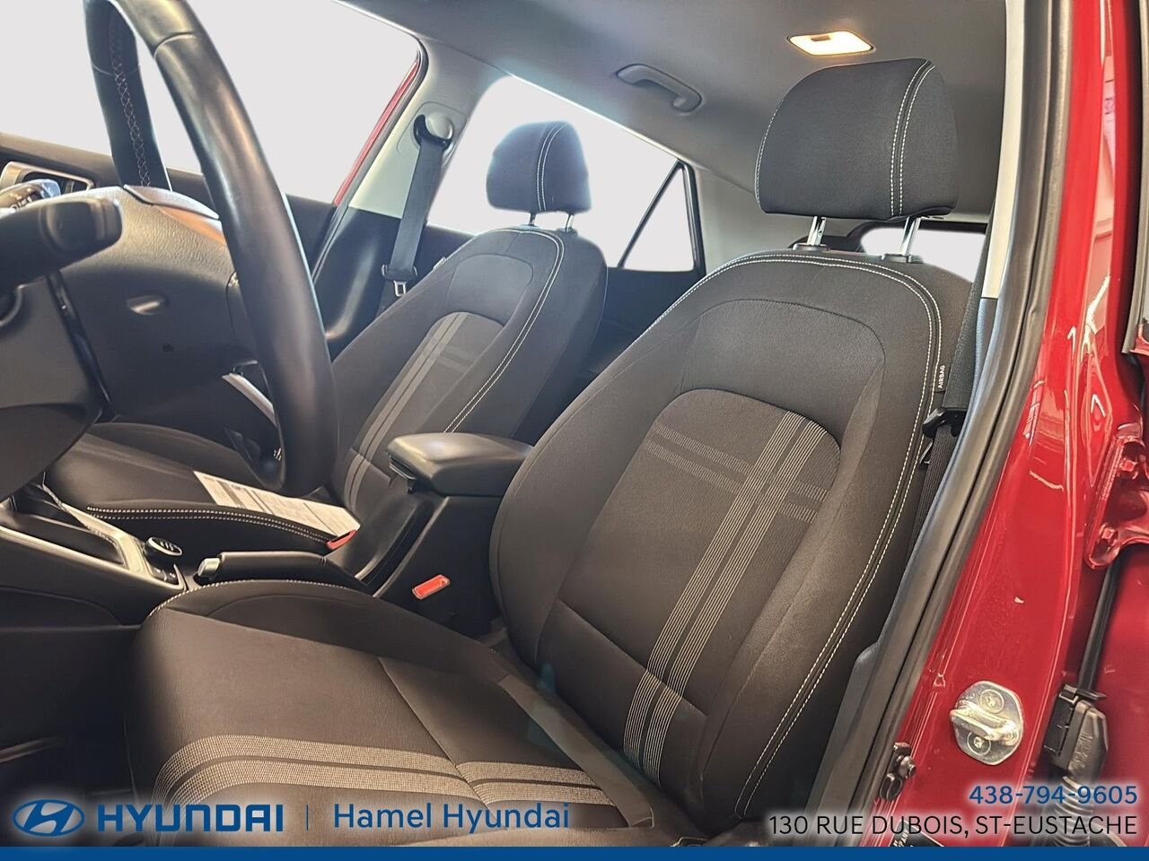 Hyundai Venue 2023 Rouge Saint-Eustache - photo #8