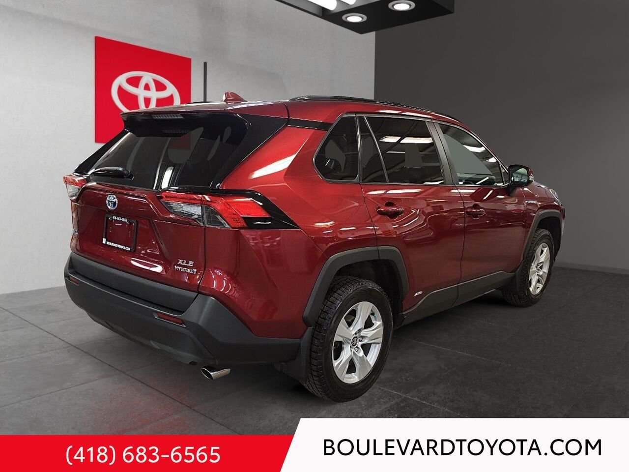 Toyota RAV4 98232A-52 | HYBRIDE XLE, AWD 2021 Rouge Québec - photo #3