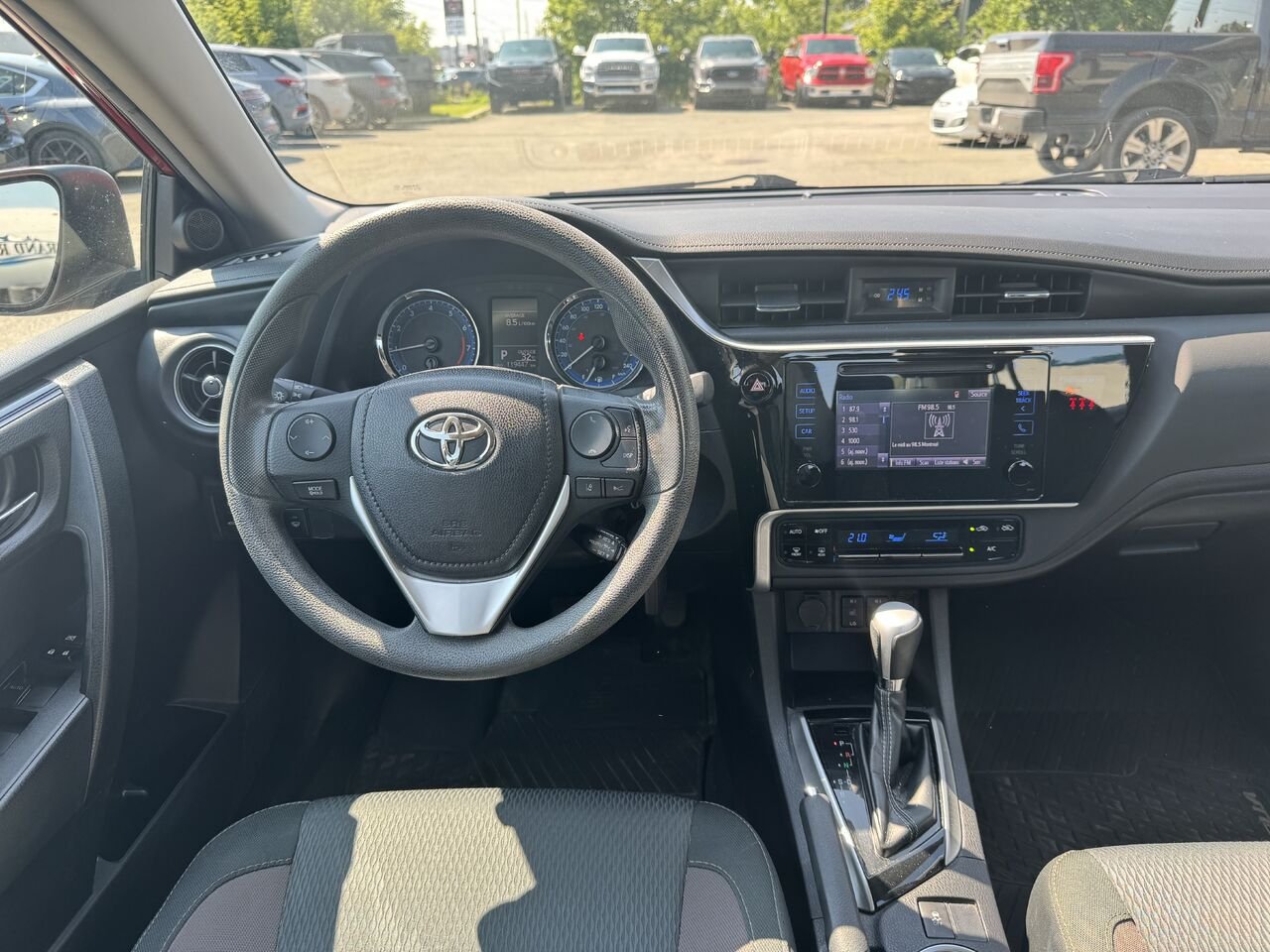 Toyota Corolla 2019 Rouge Granby - photo #13