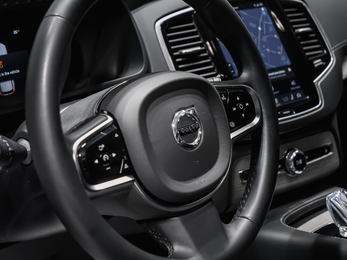 2023 Volvo XC90 B6 ULTIMATE DARK Grey Montreal - photo #7