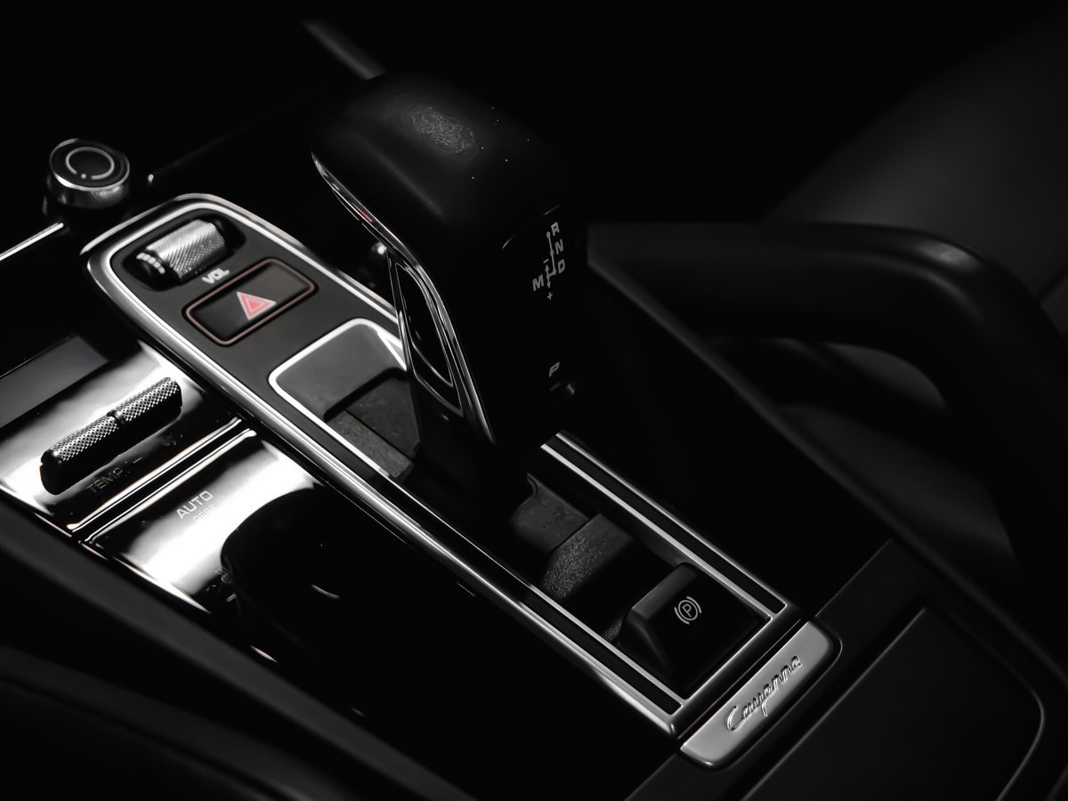 Porsche Cayenne GTS 2021 Gris Montréal - photo #11