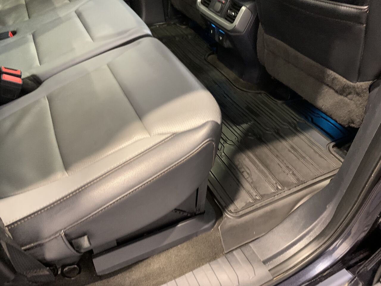 Ford F-150 Lightning LARIAT 2022 Gris Saint-Eustache - photo #12