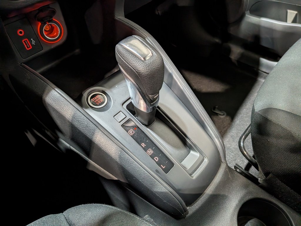 Nissan Kicks S FWD 2024 Noir Val-David - photo #26