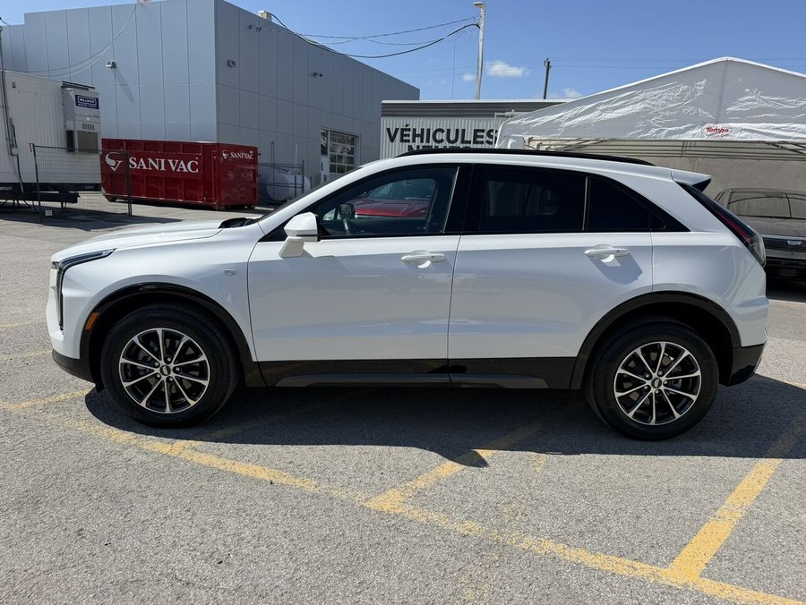 2024 Cadillac XT4 2024 White