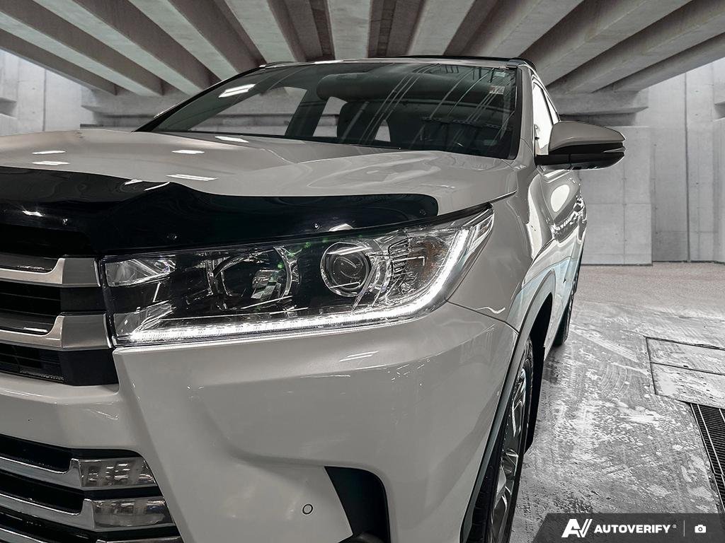 2017 Toyota Highlander 2601806A | Limited White Edmonton - photo #7