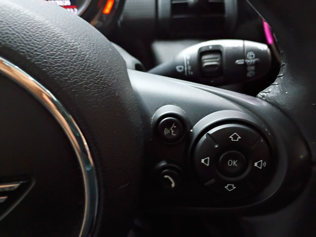 MINI 3 portes 2019 Noir Blainville - photo #23