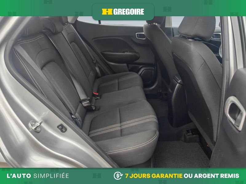 2024 Hyundai Venue Silver Saint-Eustache - photo #23