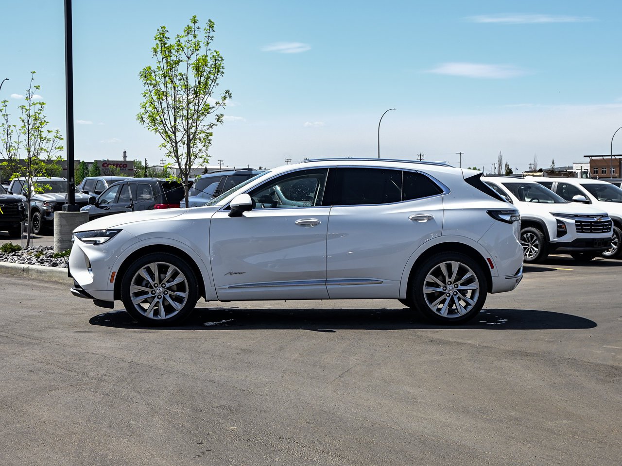 2022 Buick Envision AWD 4dr Avenir White Sherwood Park - photo #10