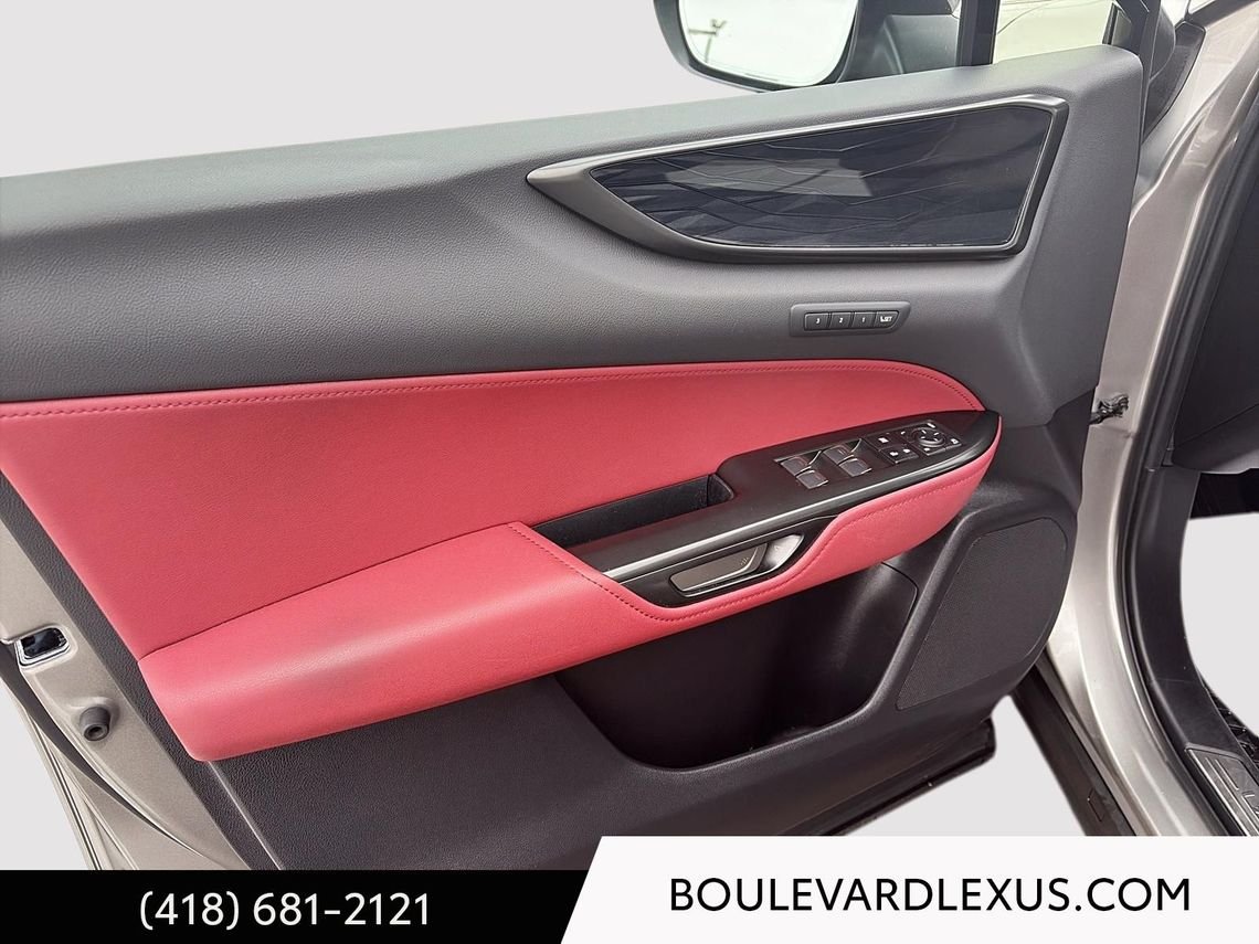 2023 Lexus NX Silver Quebec - photo #29