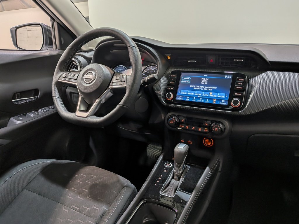 Nissan Kicks SV FWD 2024 Blanc Val-David - photo #18