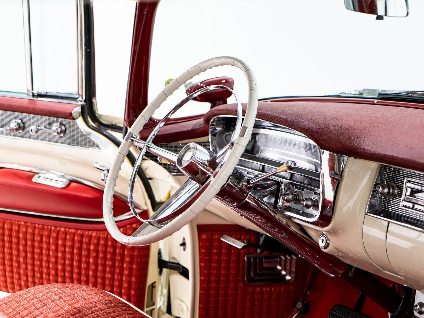 1956 Cadillac Eldorado Seville With Factory A/C | PRIX EN USD White Montreal - photo #10
