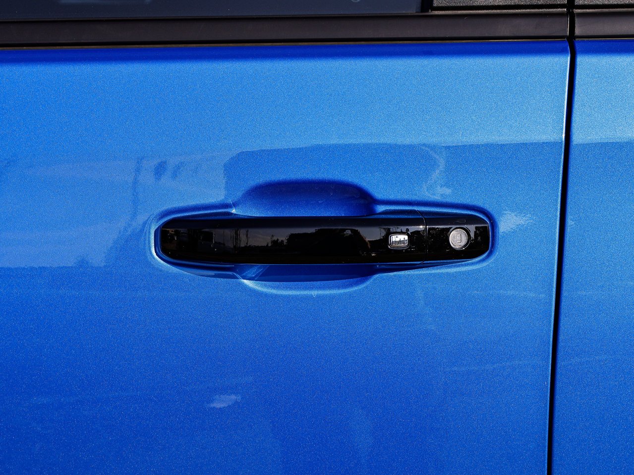 2025 Chevrolet Silverado 1500 4WD Crew Cab 147 LT Trail Boss Blue Sherwood Park - photo #7