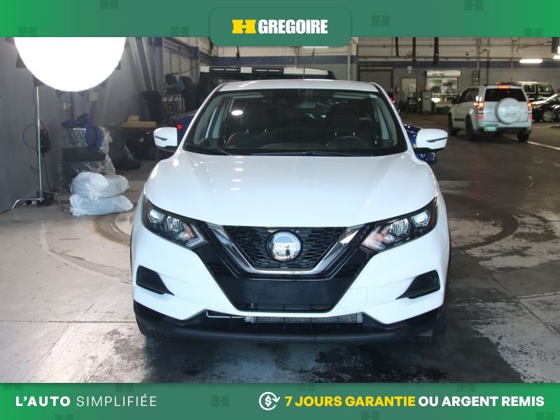 Nissan Qashqai 2023 Blanc Laval - photo #1