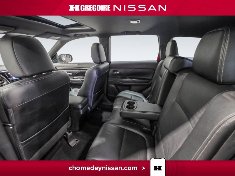 Mitsubishi Outlander CA6856 | SE AWD * Cuir * Toit Caméra * 7 Places * 2018 Rouge Laval - photo #24
