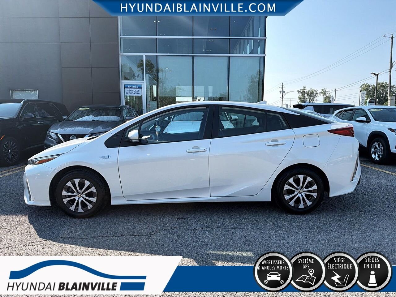 2022 Toyota Prius Prime White Blainville - photo #6