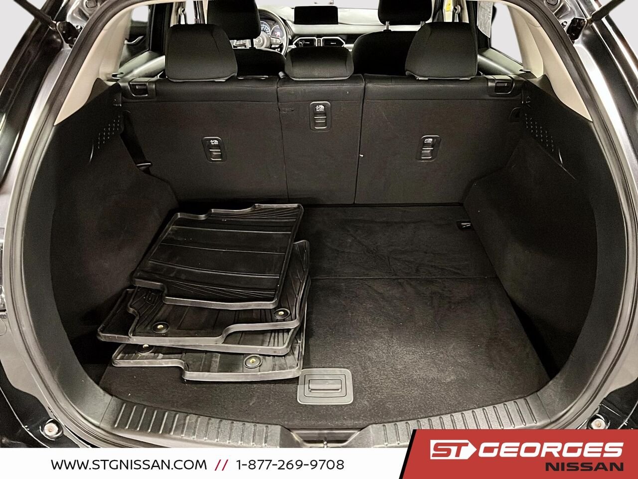2022 Mazda CX-5 Black Saint-Georges - photo #5