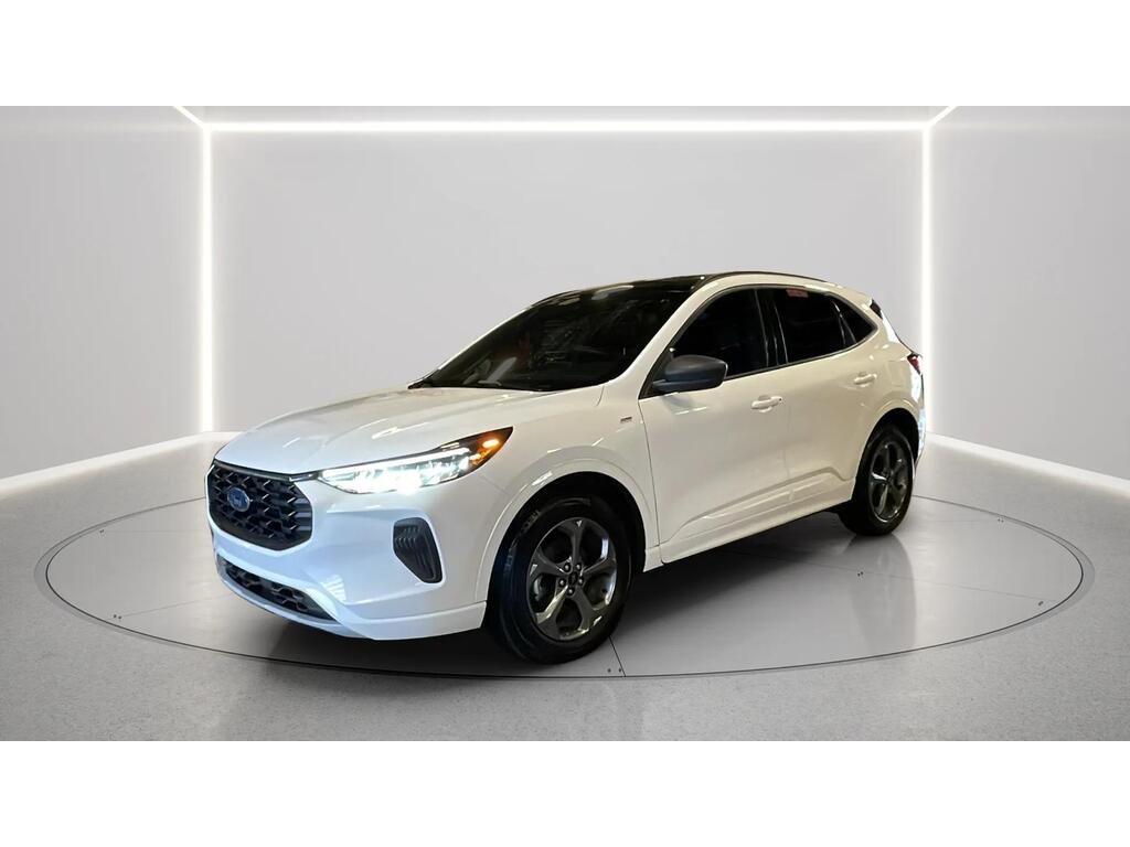 Ford Escape 2023 Blanc Gatineau - photo #0