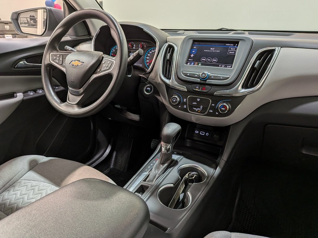 2022 Chevrolet Equinox AWD 4dr LS w/1LS Silver Val-David - photo #19