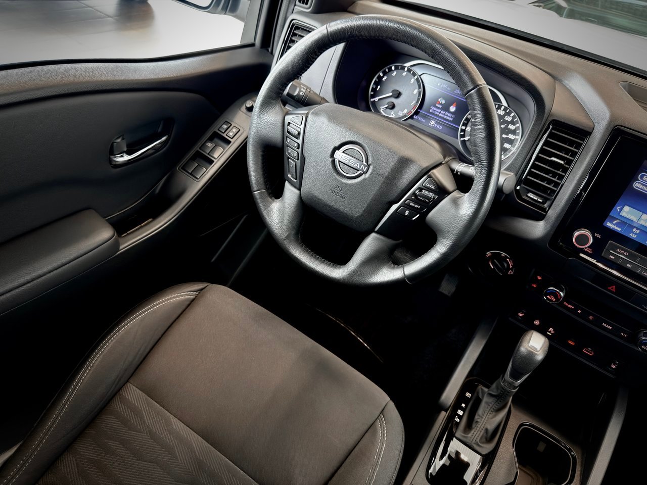 2023 Nissan Frontier White Notre-Dame-des-Prairies - photo #15