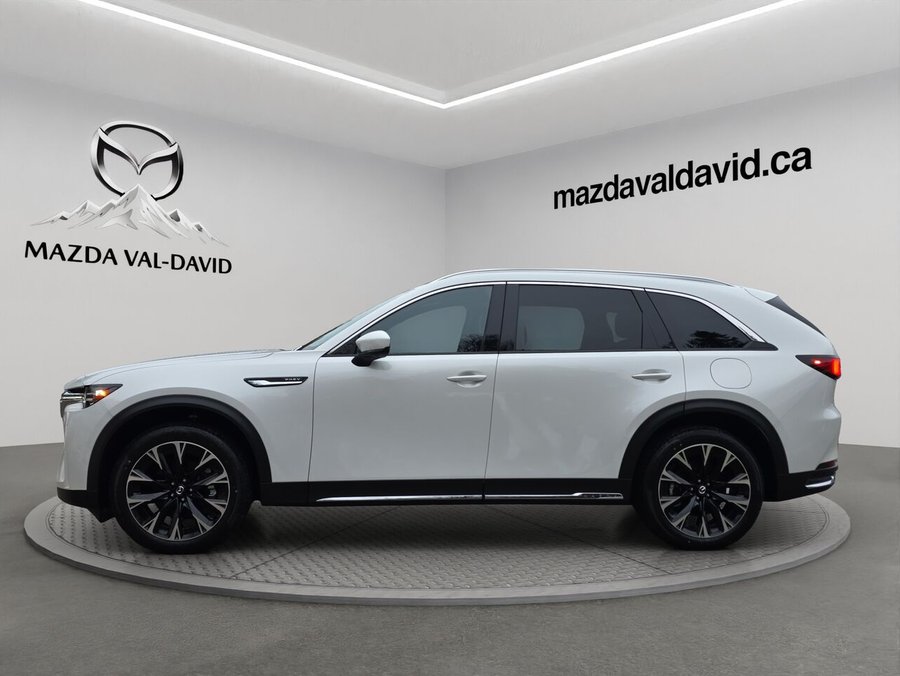 2025 Mazda CX-90 PHEV GT, PHEV Tout équipé, Toit pano, cuir, sièges ventilé Jet Black Mica